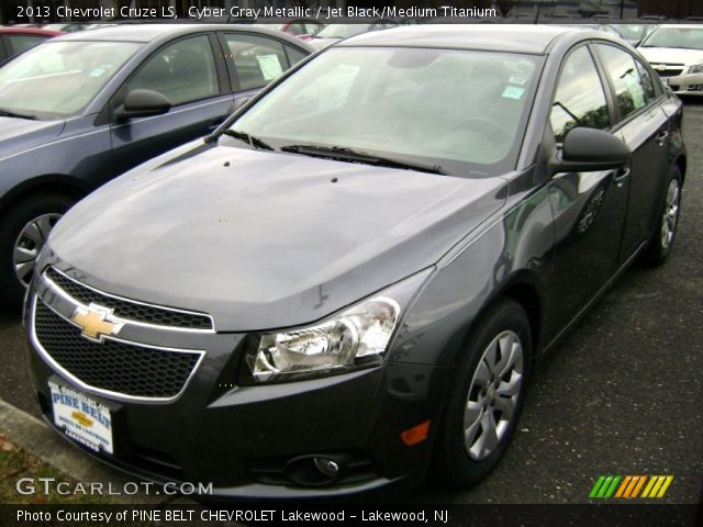 2013 Chevrolet Cruze LS in Cyber Gray Metallic