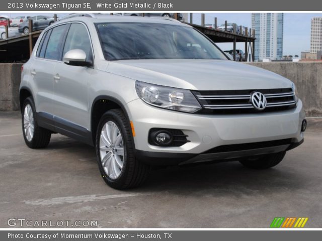 2013 Volkswagen Tiguan SE in White Gold Metallic