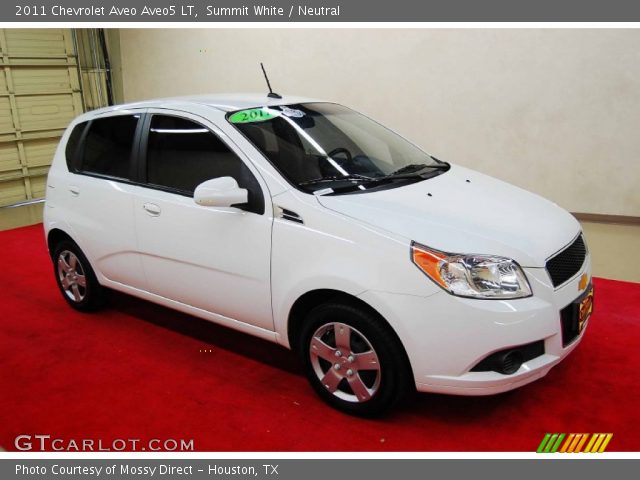 2011 Chevrolet Aveo Aveo5 LT in Summit White