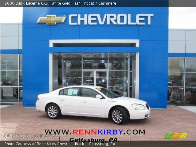 2006 Buick Lucerne CXS in White Gold Flash Tricoat