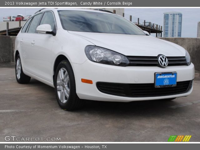 2013 Volkswagen Jetta TDI SportWagen in Candy White