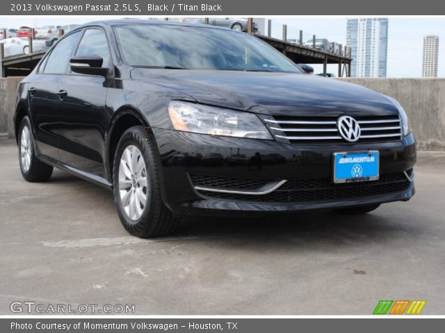 2013 Volkswagen Passat 2.5L S in Black