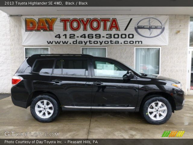 2013 Toyota Highlander SE 4WD in Black