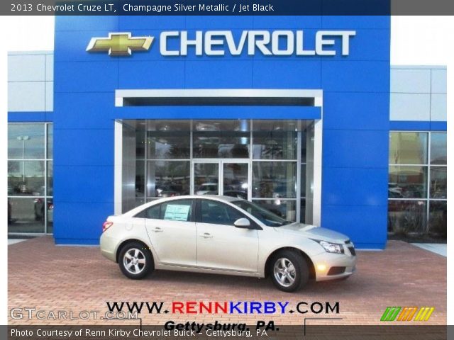 2013 Chevrolet Cruze LT in Champagne Silver Metallic