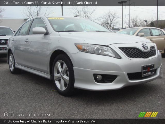 2011 Toyota Camry SE in Classic Silver Metallic
