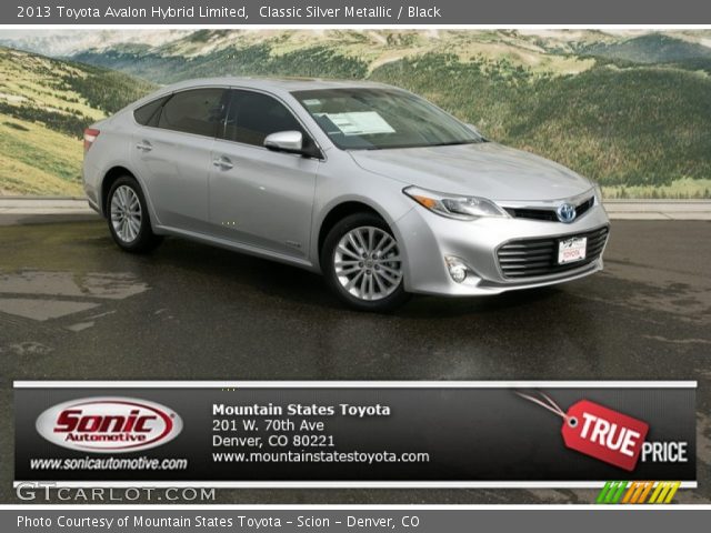 2013 Toyota Avalon Hybrid Limited in Classic Silver Metallic