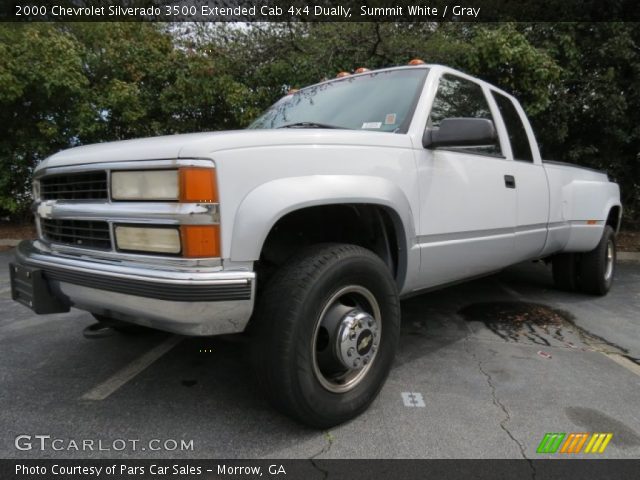 2000 Chevrolet Silverado 3500 Extended Cab 4x4 Dually in Summit White