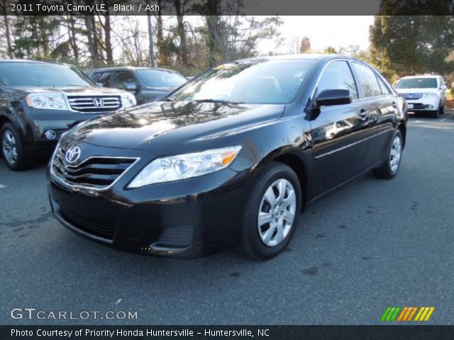 2011 Toyota Camry LE in Black