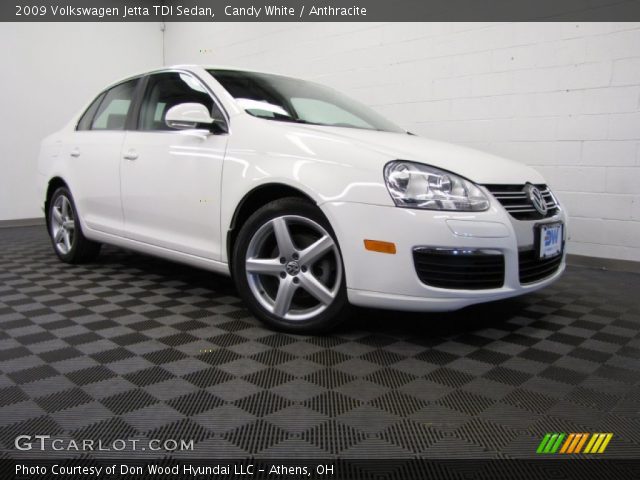 2009 Volkswagen Jetta TDI Sedan in Candy White