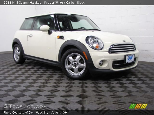 2011 Mini Cooper Hardtop in Pepper White