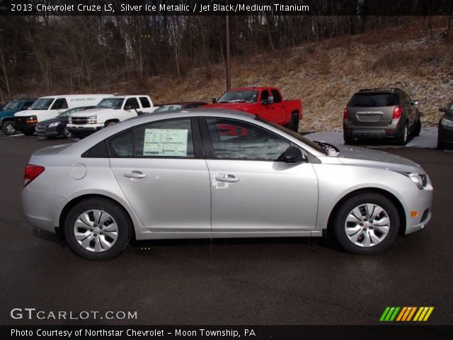 2013 Chevrolet Cruze LS in Silver Ice Metallic