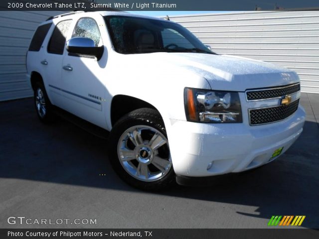 2009 Chevrolet Tahoe LTZ in Summit White