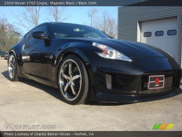 2009 Nissan 370Z Coupe in Magnetic Black