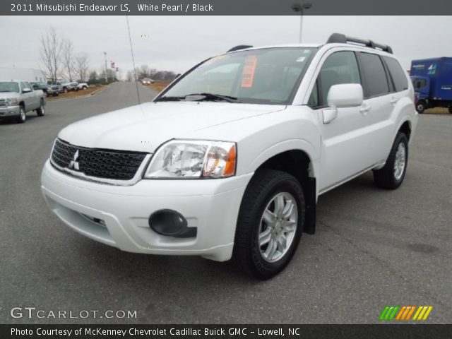 2011 Mitsubishi Endeavor LS in White Pearl