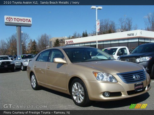 2010 Toyota Avalon XLS in Sandy Beach Metallic