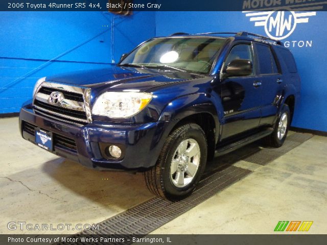 2006 Toyota 4Runner SR5 4x4 in Black