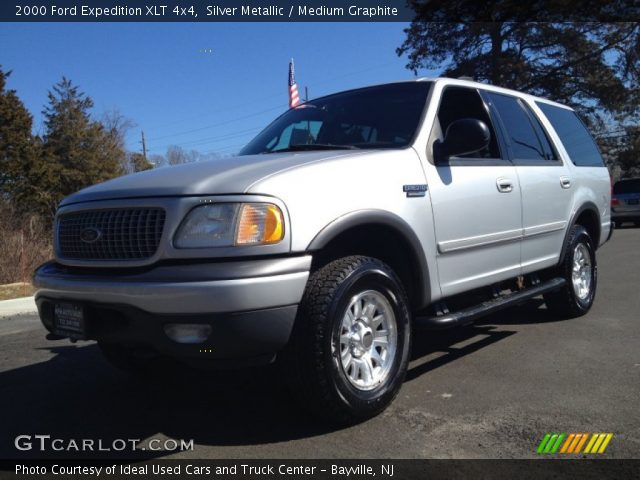 2000 Ford Expedition XLT 4x4 in Silver Metallic