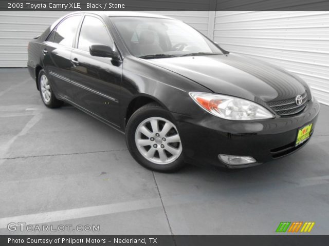 2003 Toyota Camry XLE in Black