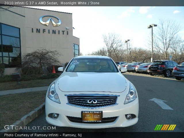 2010 Infiniti G 37 x AWD Sedan in Moonlight White