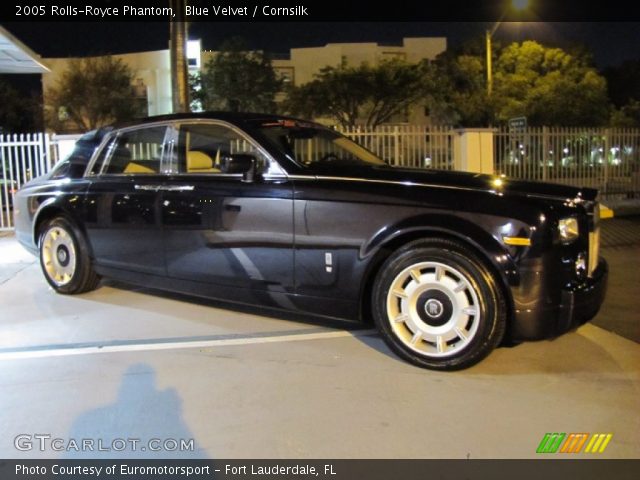 2005 Rolls-Royce Phantom  in Blue Velvet