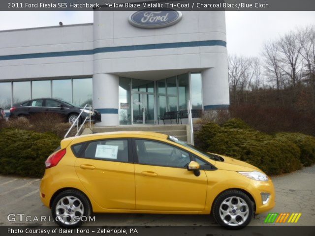 2011 Ford Fiesta SES Hatchback in Yellow Blaze Metallic Tri-Coat