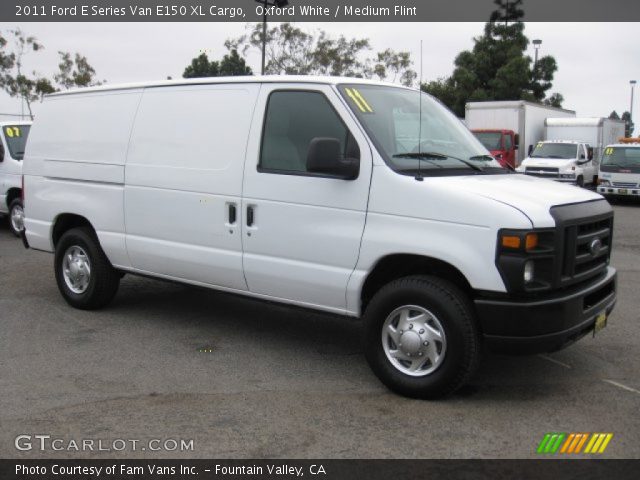 2011 Ford E Series Van E150 XL Cargo in Oxford White