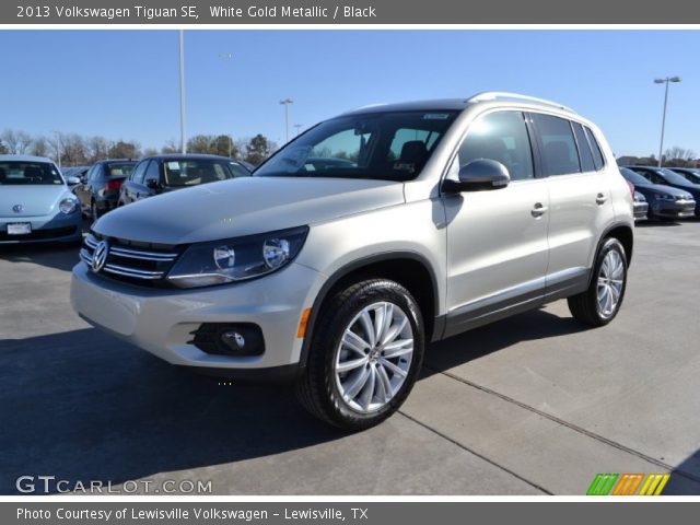 2013 Volkswagen Tiguan SE in White Gold Metallic