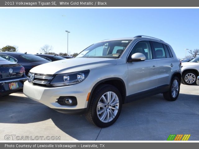 2013 Volkswagen Tiguan SE in White Gold Metallic