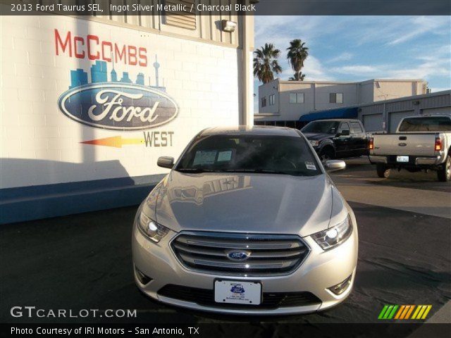 2013 Ford Taurus SEL in Ingot Silver Metallic