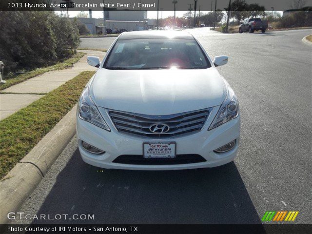 2013 Hyundai Azera  in Porcelain White Pearl
