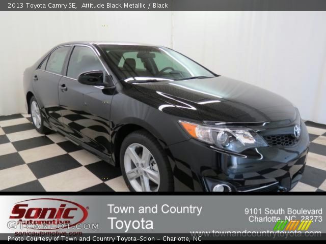 2013 Toyota Camry SE in Attitude Black Metallic