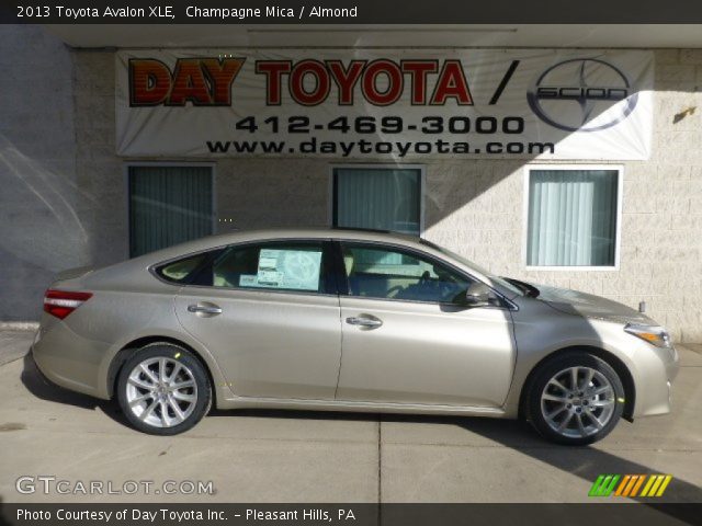 2013 Toyota Avalon XLE in Champagne Mica