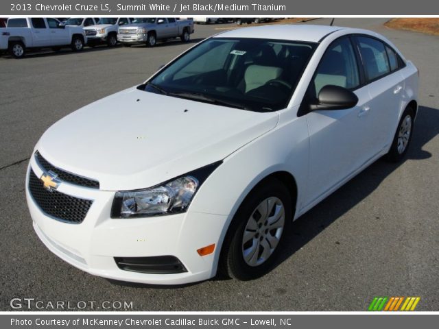 2013 Chevrolet Cruze LS in Summit White