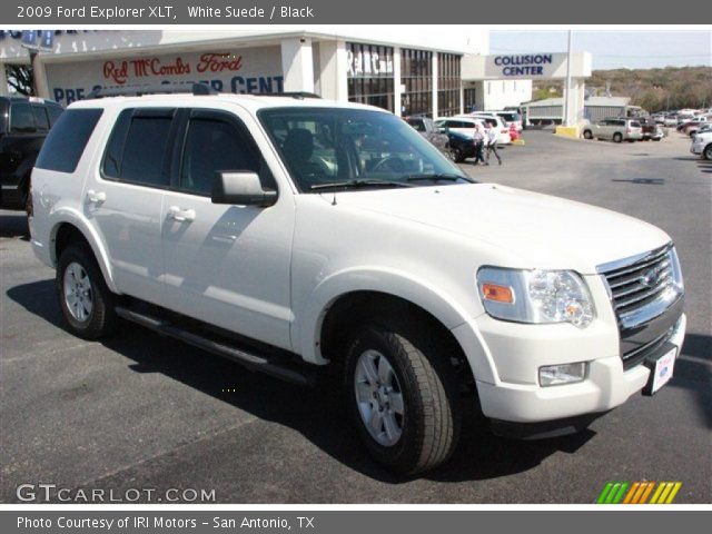 2009 Ford Explorer XLT in White Suede