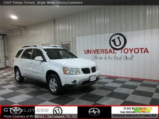 2007 Pontiac Torrent  in Bright White