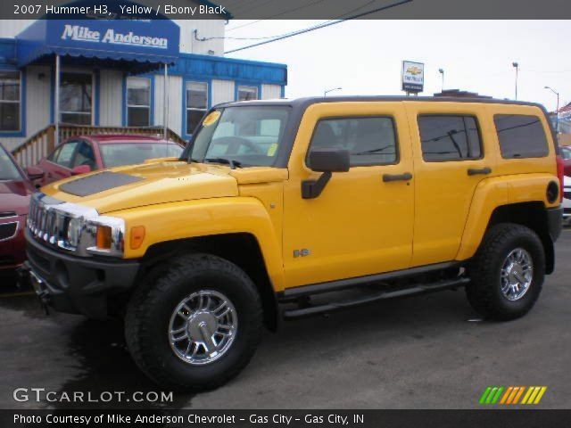 2007 Hummer H3  in Yellow