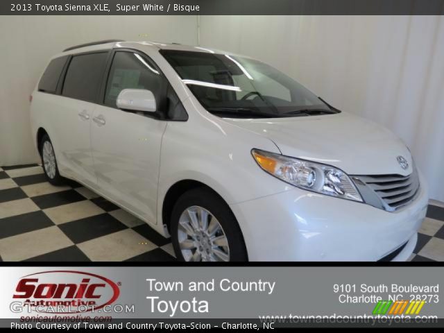 2013 Toyota Sienna XLE in Super White