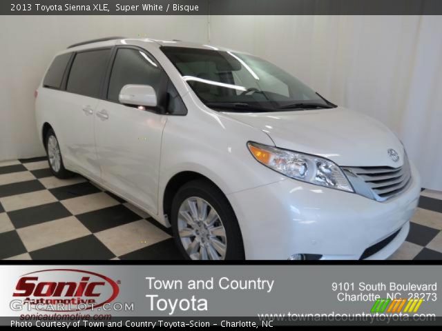 2013 Toyota Sienna XLE in Super White