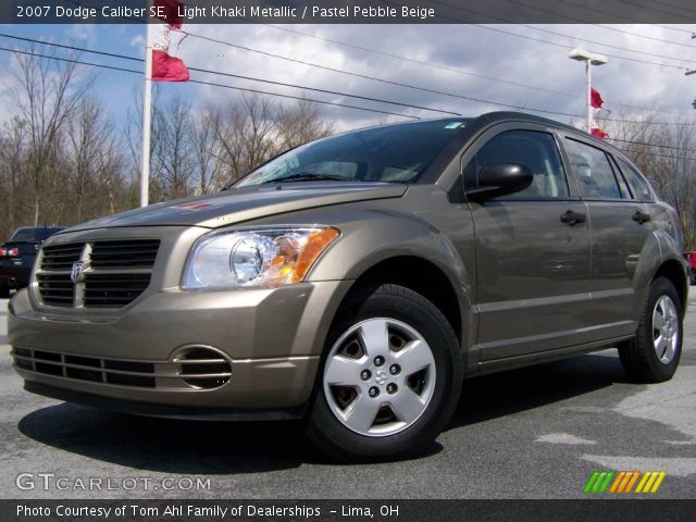 2007 Dodge Caliber SE in Light Khaki Metallic