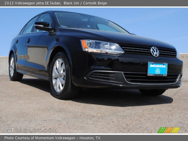 2013 Volkswagen Jetta SE Sedan in Black Uni