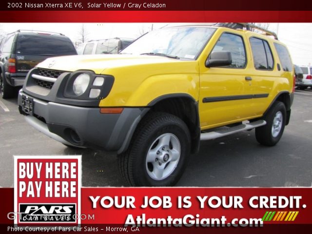 2002 Nissan Xterra XE V6 in Solar Yellow