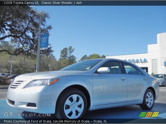 2009 Toyota Camry LE in Classic Silver Metallic