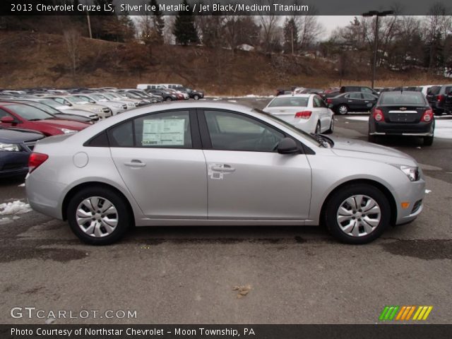 2013 Chevrolet Cruze LS in Silver Ice Metallic