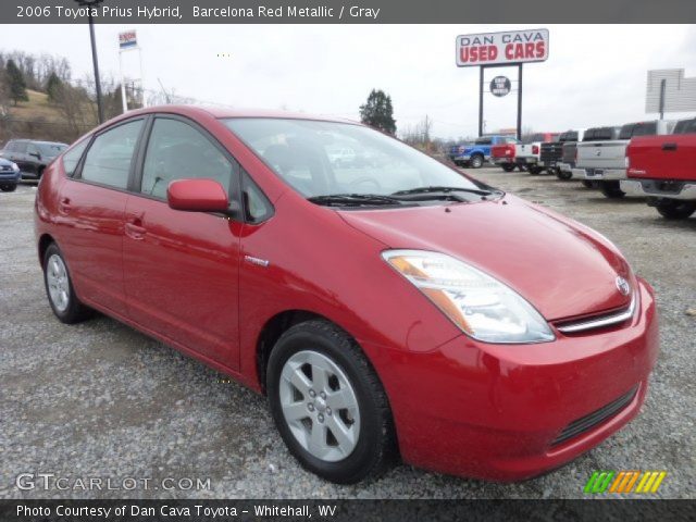 2006 Toyota Prius Hybrid in Barcelona Red Metallic
