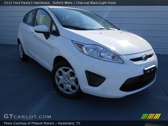 2013 Ford Fiesta S Hatchback in Oxford White