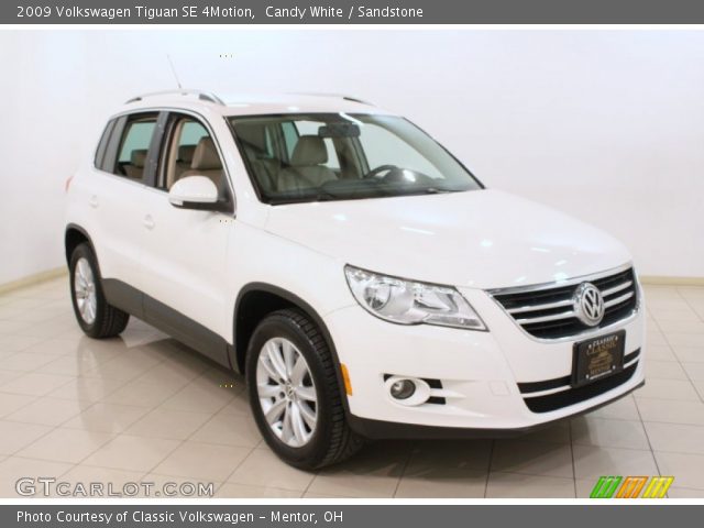 2009 Volkswagen Tiguan SE 4Motion in Candy White