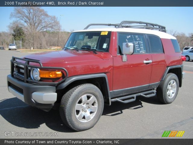 2008 Toyota FJ Cruiser 4WD in Brick Red