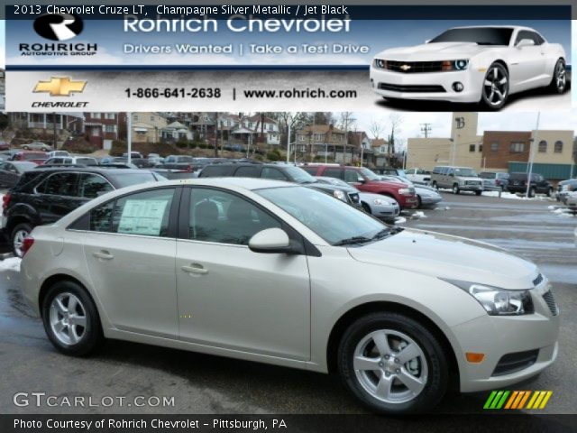 2013 Chevrolet Cruze LT in Champagne Silver Metallic