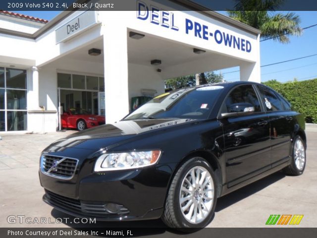 2009 Volvo S40 2.4i in Black