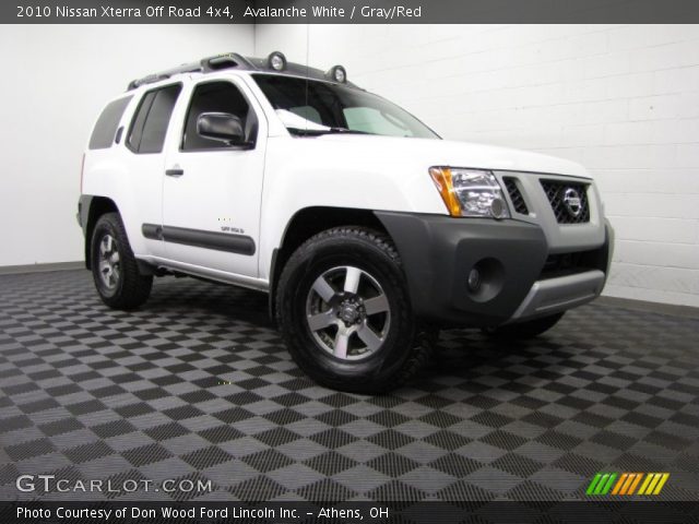 2010 Nissan Xterra Off Road 4x4 in Avalanche White